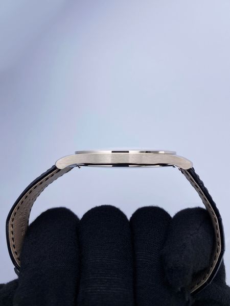 Patek Philippe Calatrava 5196G-001